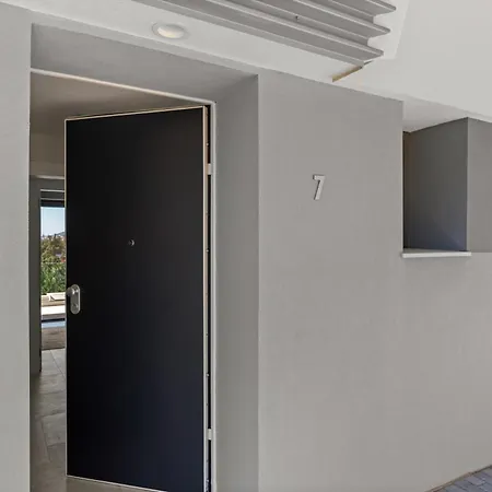 Prázdninový dům Vivi Homes - Marisol Pool, Sauna, Gym, & El Faro