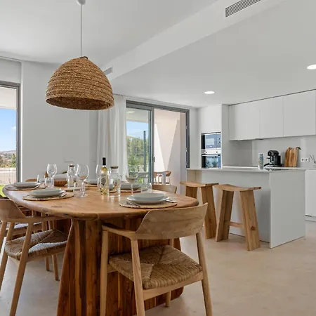 Vivi Homes - Marisol Pool, Sauna, Gym, & *