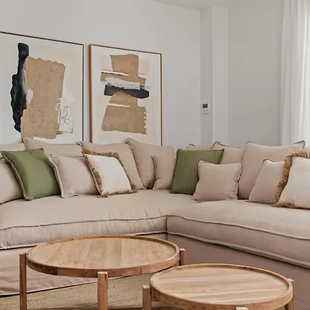 Prázdninový dům Vivi Homes - Marisol Pool, Sauna, Gym, & El Faro