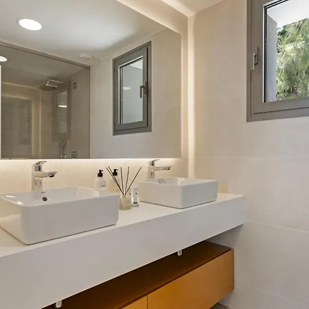 Vivi Homes - Marisol Pool, Sauna, Gym, & *