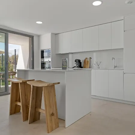 Vivi Homes - Marisol Pool, Sauna, Gym, & Prázdninový dům El Faro