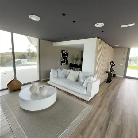 Vivi Homes - Marisol Pool, Sauna, Gym, & Prázdninový dům